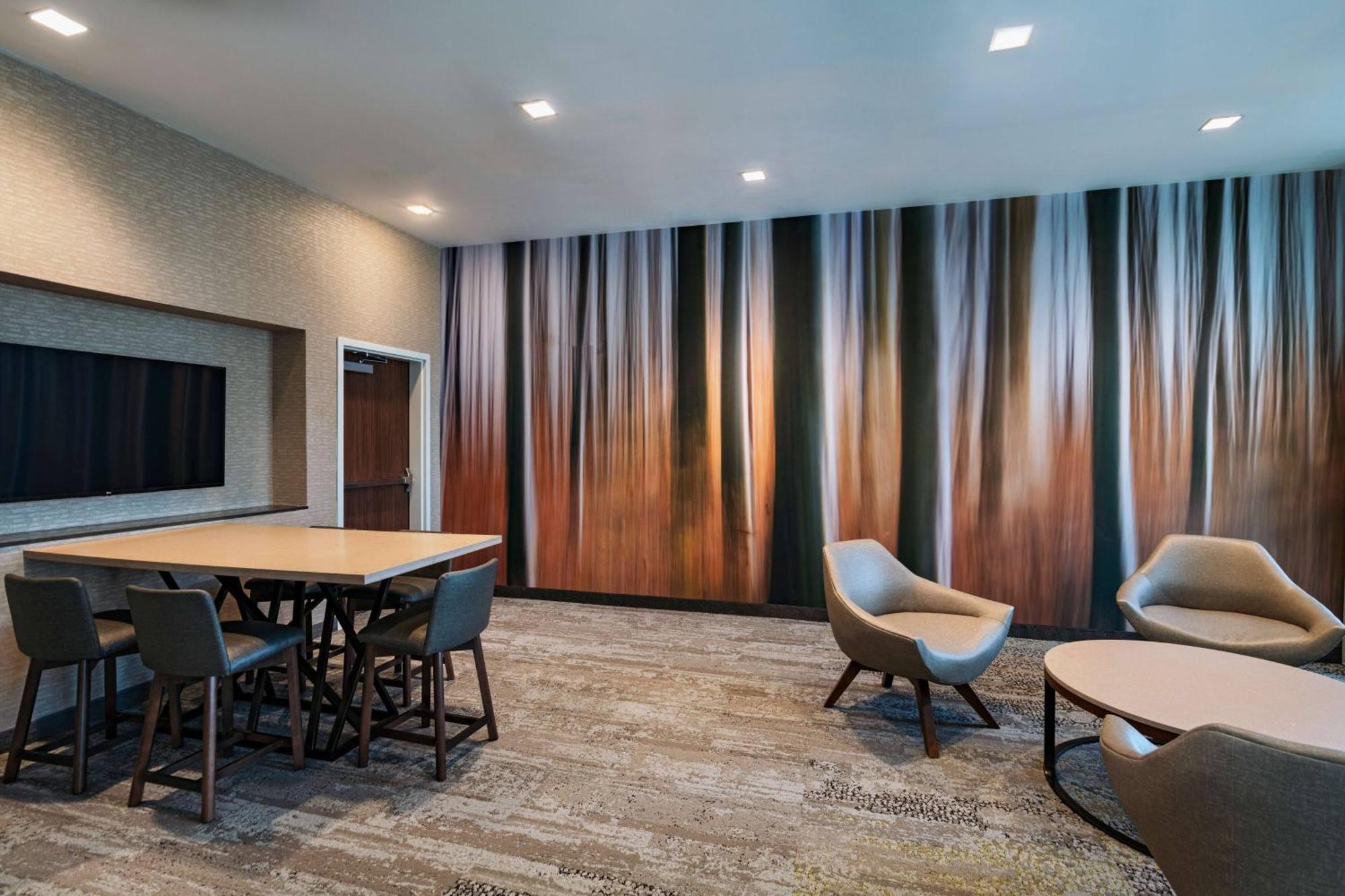 Courtyard Dallas Grand Prairie Bagian luar foto